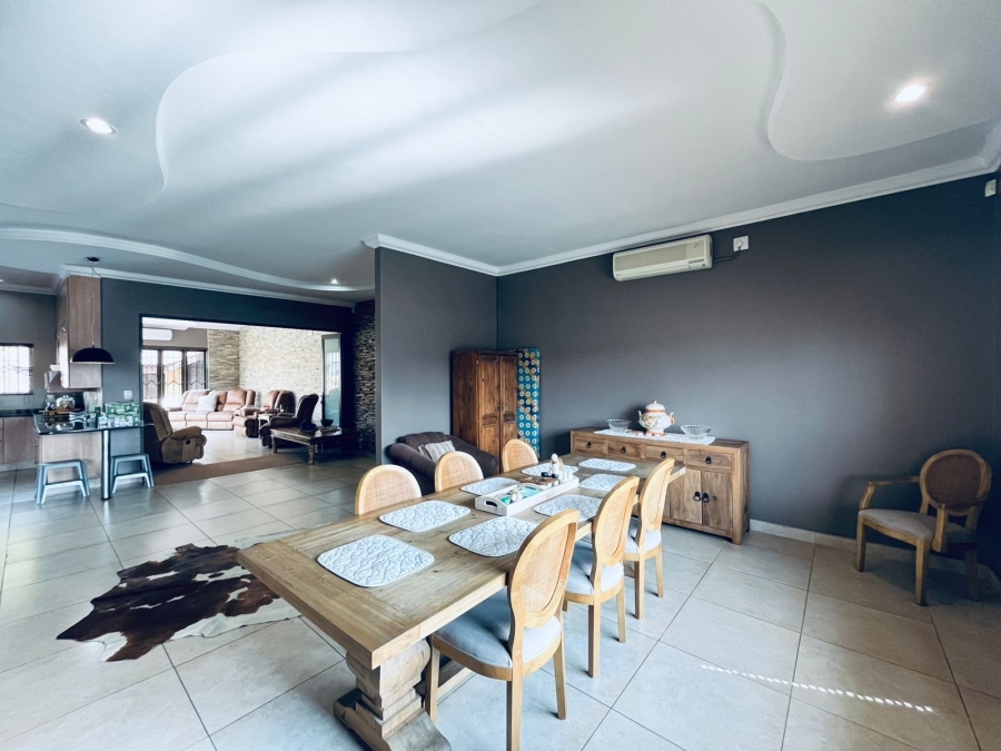 3 Bedroom Property for Sale in Safari Gardens North West